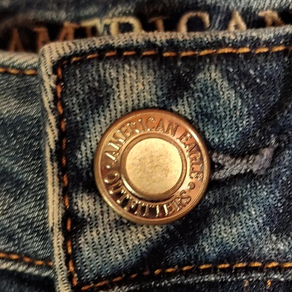 American Eagle High Rise Shorts - Picture 3 of 8